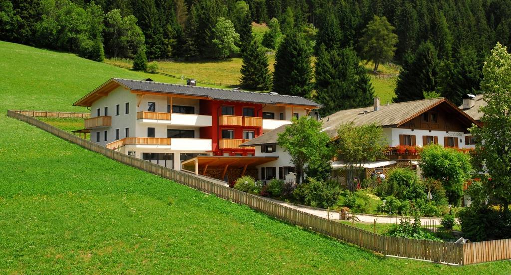 Garni B&B Sunnseitn Dobbiaco Esterno foto